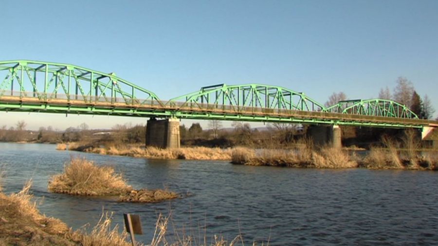 Most w Lesku uszkodzony! Blokada dla bieszczadzkich firm transportowych - Zdjęcie główne