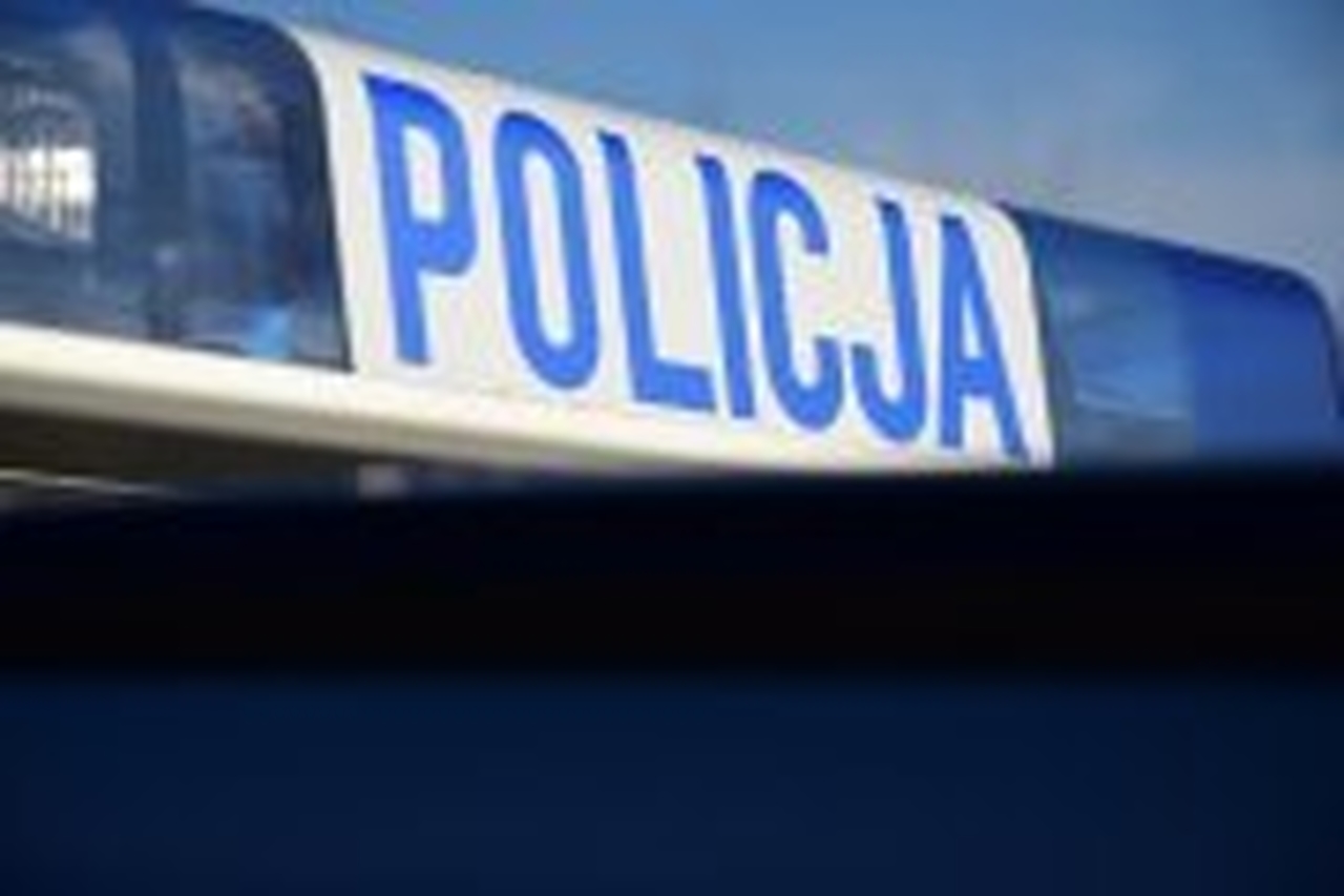 Z REGIONU. Pijany traktorzysta wjechał w ogrodzenie - Zdjęcie główne