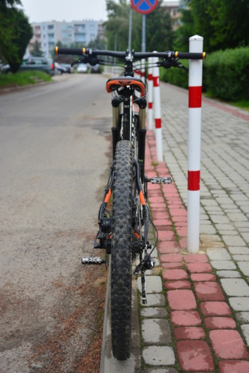 KROSNO. 12-letni rowerzysta uległ wypadkowi podczas jazdy - Zdjęcie główne