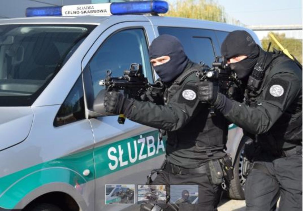 Może to Ty założysz mundur funkcjonariusza KAS? - Zdjęcie główne
