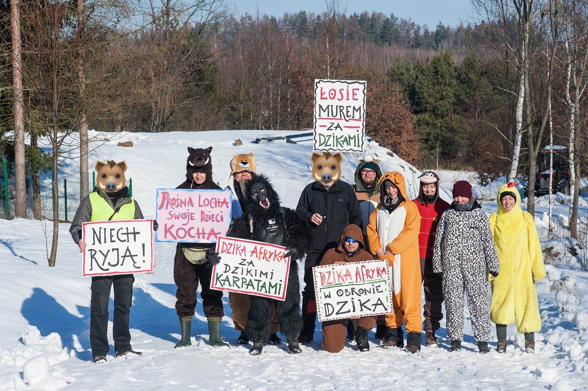 Aktywiści zablokowali polowania [ZDJĘCIA] - Zdjęcie główne