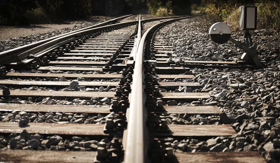 Podkarpacie - śmiertelne potrącenie na torach kolejowych  - Zdjęcie główne