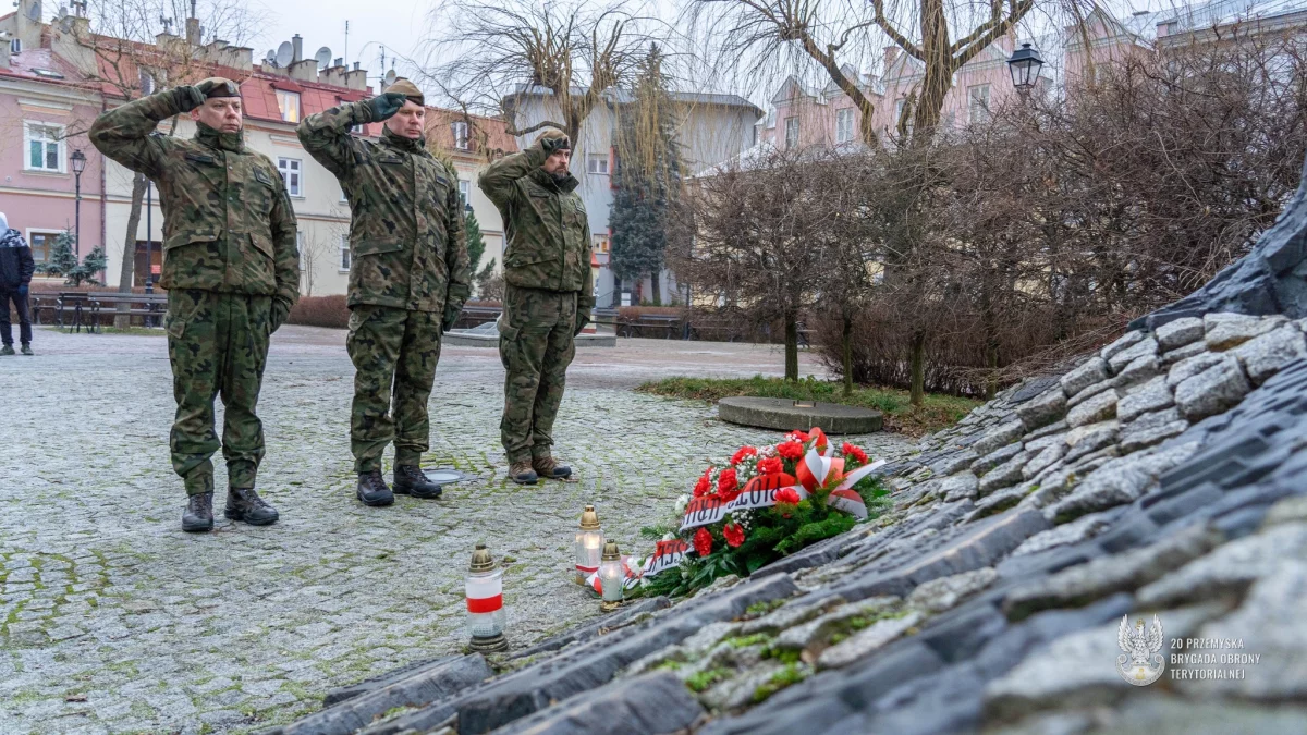 Sanok: Pierwsze obchody Narodowego Dnia Pamięci Żołnierzy AK - Zdjęcie główne