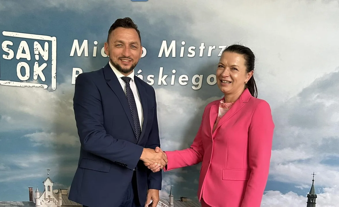 Nowa prezeska na czele Sanockiego Przedsiębiorstwa Gospodarki Komunalnej: Kluczowe wyzwania dla miasta - Zdjęcie główne
