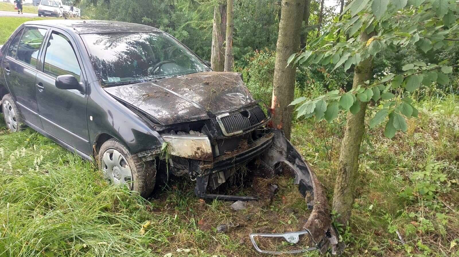 Tragiczny wypadek w Besku. 71-latek zmarł w szpitalu [FOTO+VIDEO] - Zdjęcie główne