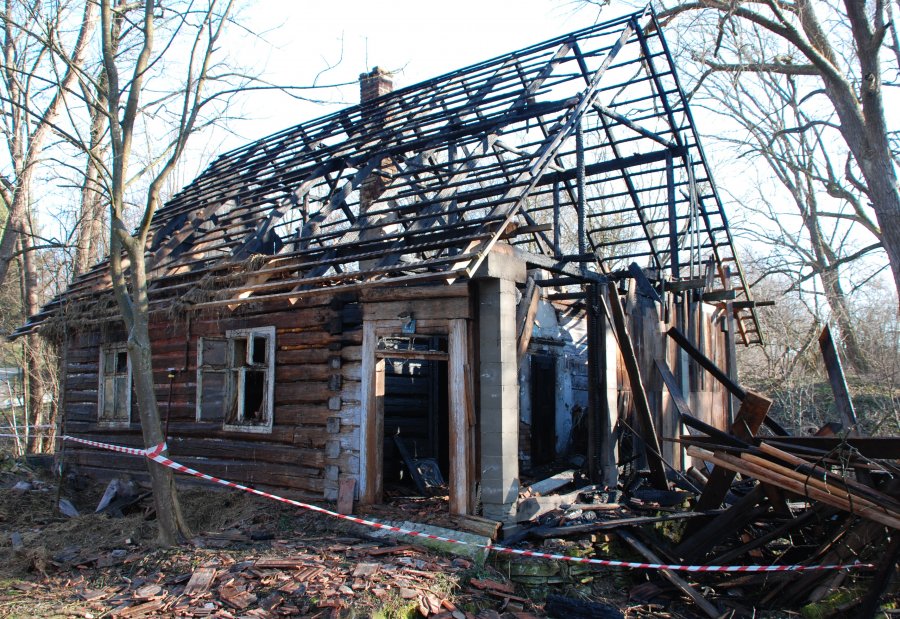 HACZÓW: Podpalacze w rękach policjantów - Zdjęcie główne