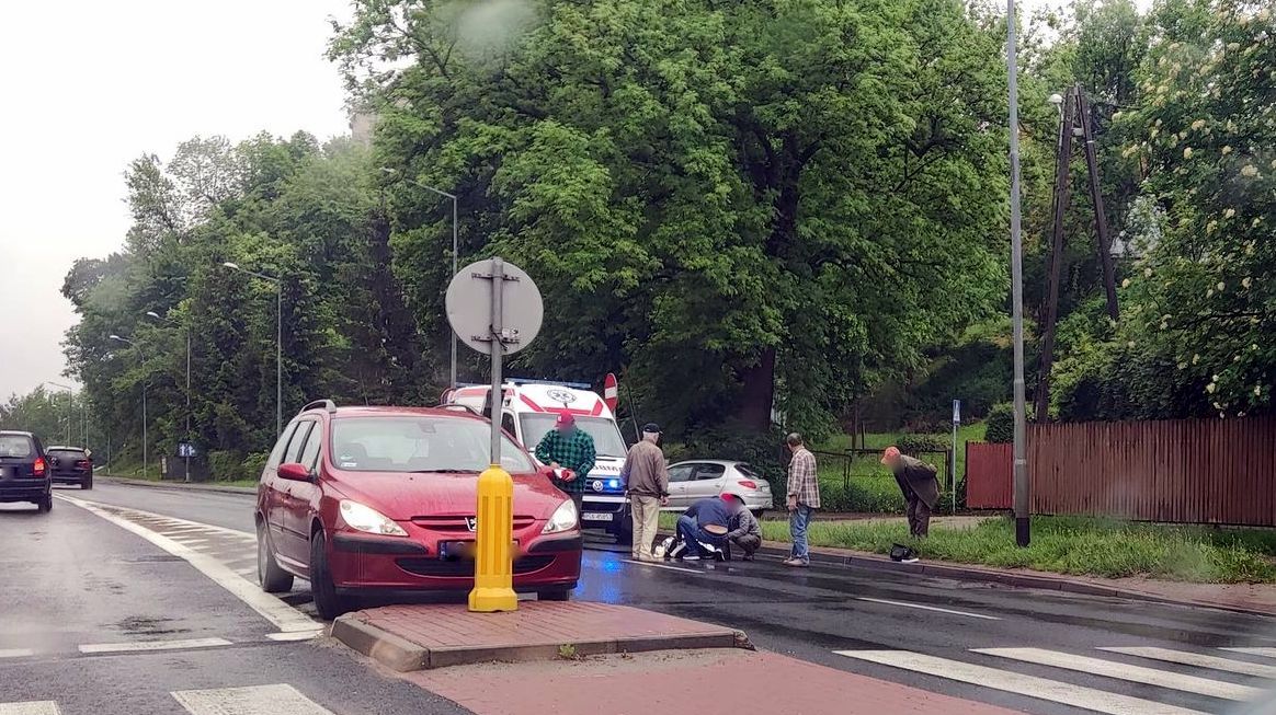 SANOK: Potrącenie pieszej. Interweniowała załoga LPR [ZDJĘCIA] - Zdjęcie główne