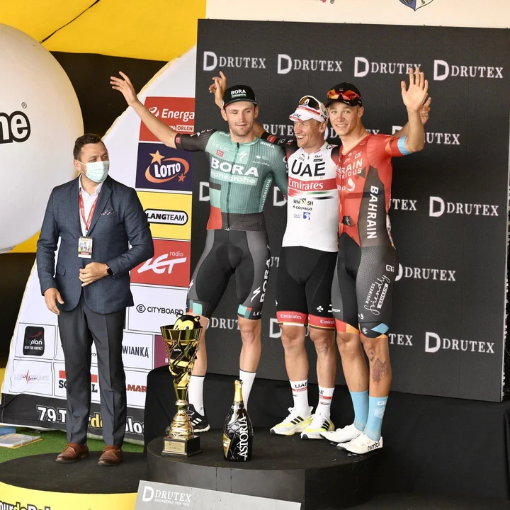 Ależ emocje na trasie czwartego etapu Tour de Pologne z Leska do Sanoka.