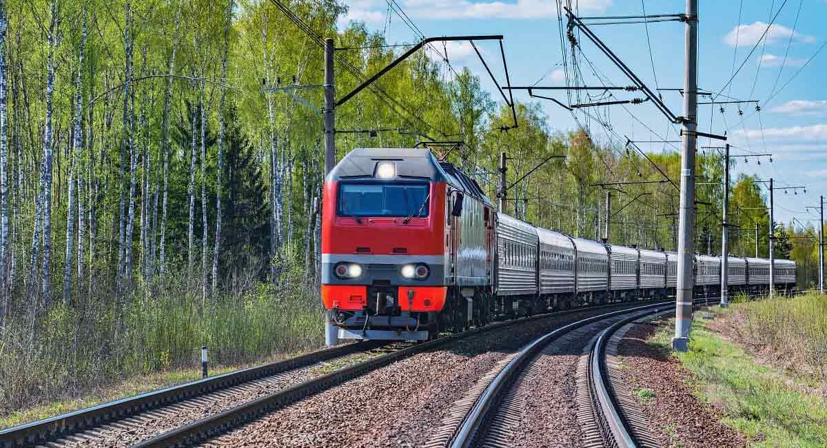 Od jutra wakacyjna zmiana rozkładu jazdy pociągów - Zdjęcie główne