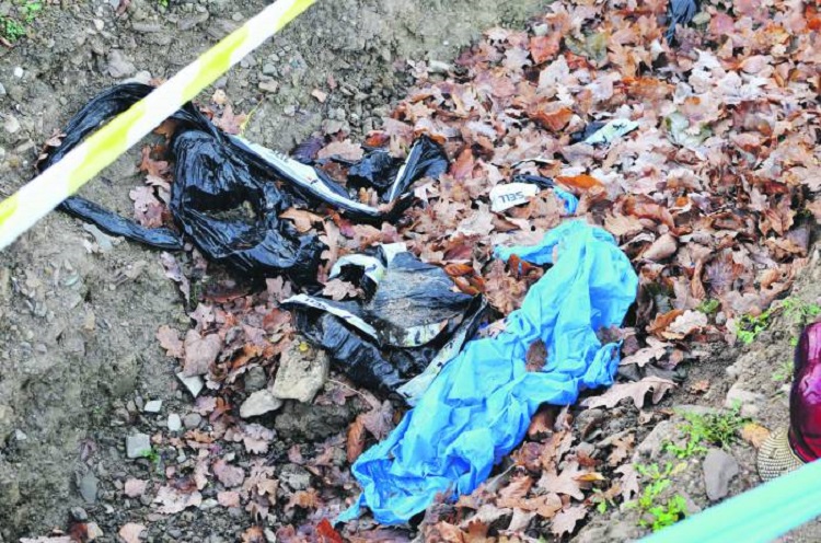 GMINA ZARSZYN: Szokujące znalezisko na placu budowy. Koparka wykopała ludzkie kości! - Zdjęcie główne