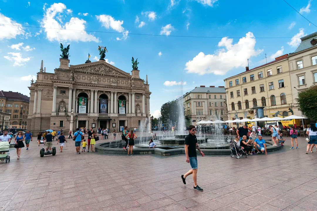 Co noc stoję boso - Zdjęcie główne