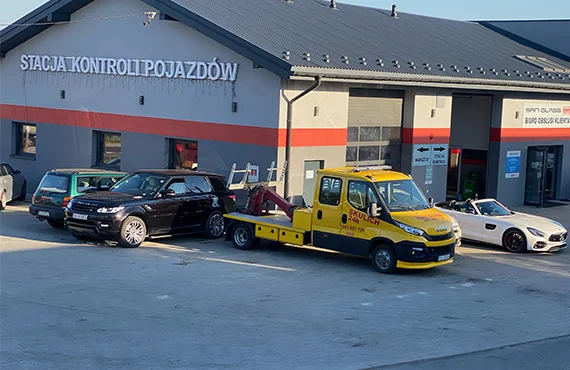 2. Stacja Kontroli Pojazdów San-Glass Andrzej Skulich OCENA: 5,0 (44 opinie z Google) Stacja kontroli pojazdów w Sanoku Adres: Lipińskiego 224A, 38-500 Sanok Telefon: 509 440 611