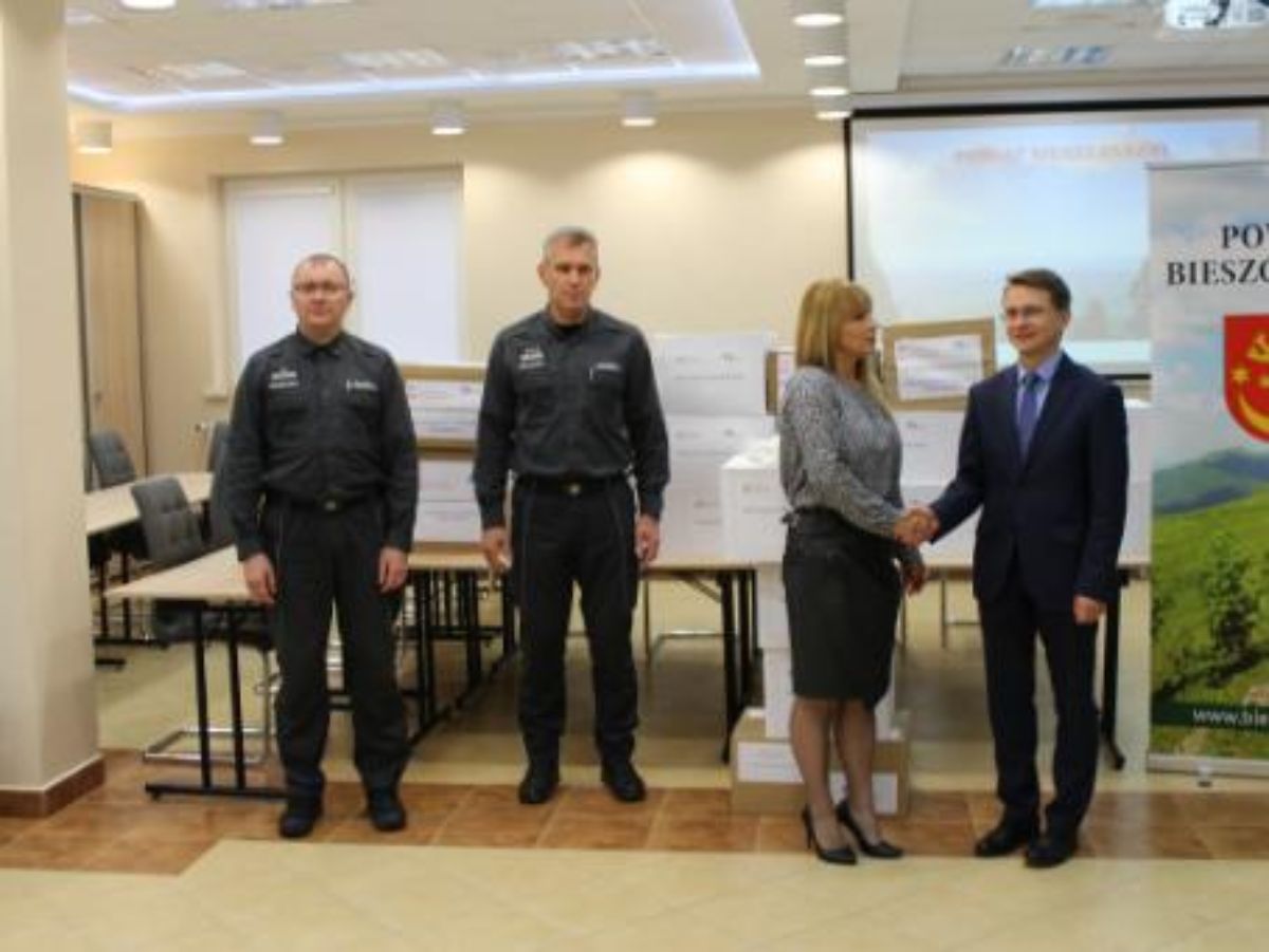 Zakład Karny w Łupkowie przekazał kolejną partię maseczek dla bieszczadzkich instytucji - Zdjęcie główne