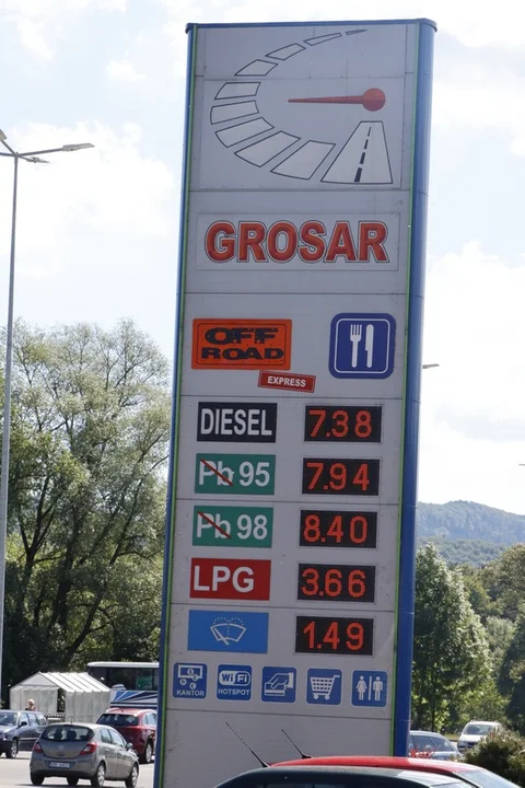 Grosar Ul. Mickiewicza 38