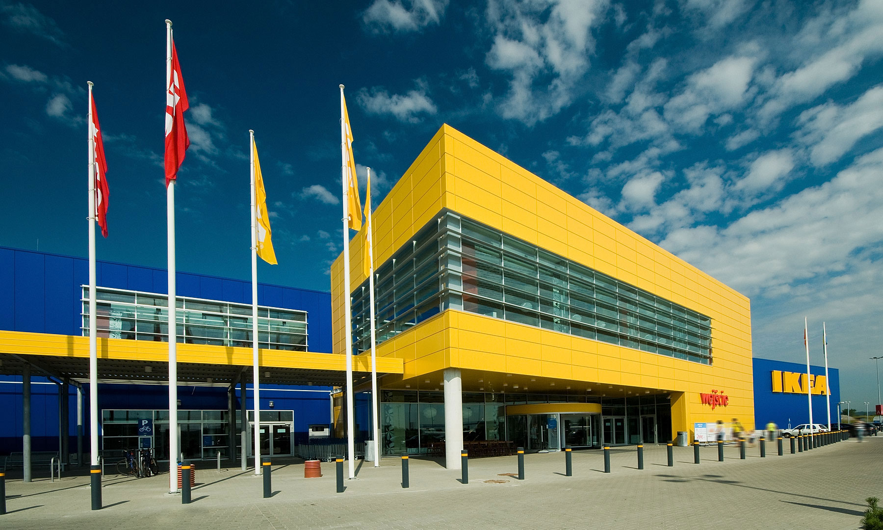 IKEA z Mobilnym Punktem Odbioru Zamówień w Sanoku - Zdjęcie główne