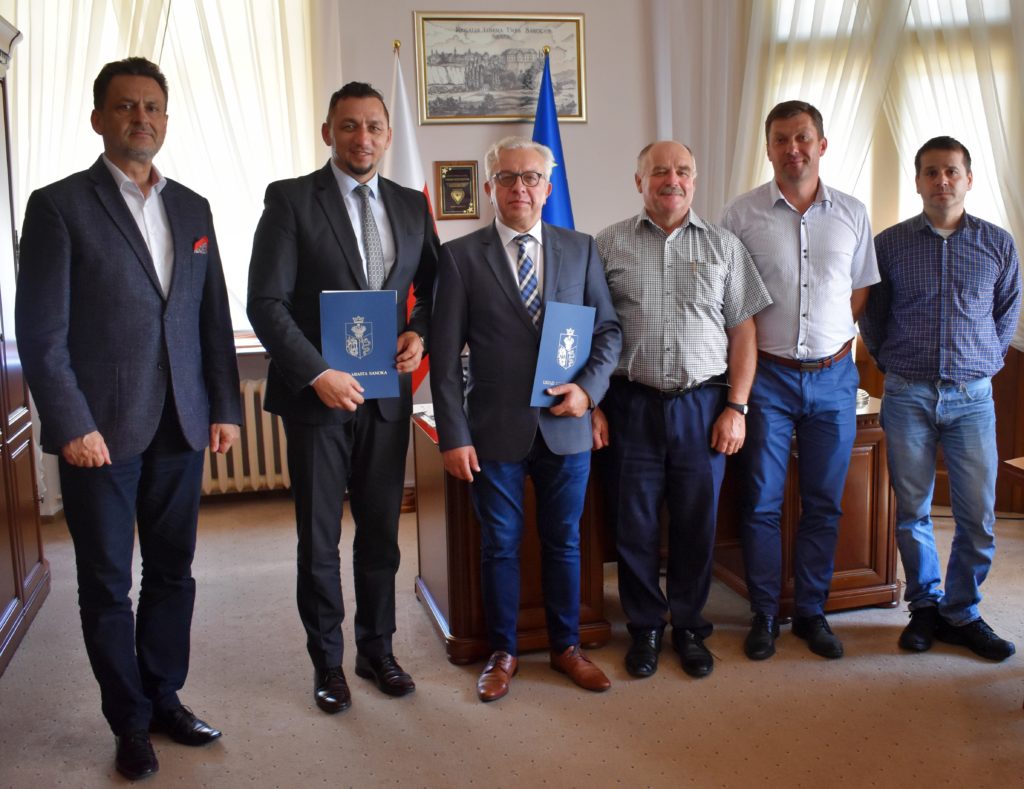 SANOK: Remont na stadionie "Wierchy" i nowe drzewa na Żwirki i Wigury - Zdjęcie główne
