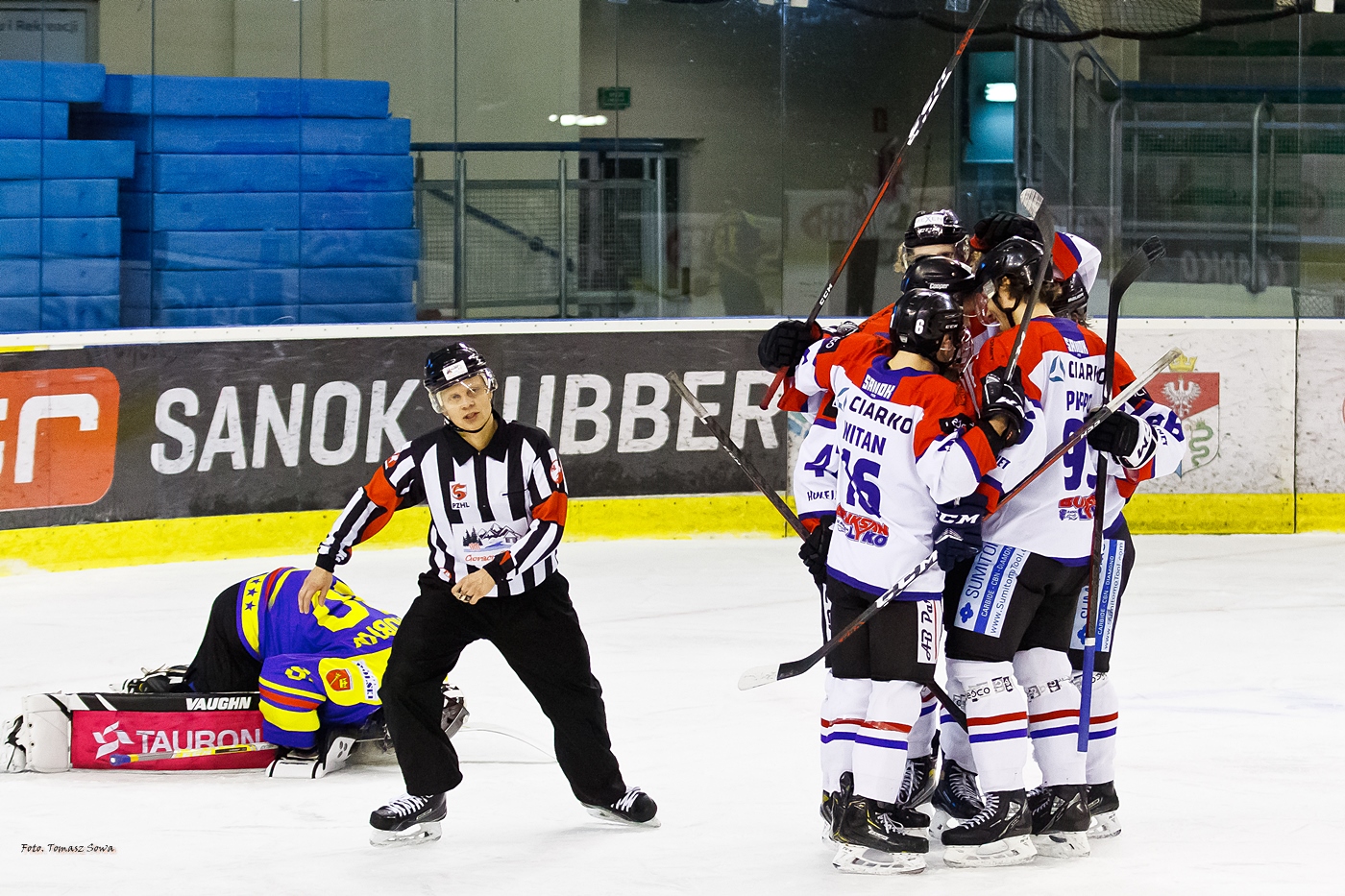 Urodzinowy hat-trick Macieja Witana na sanockiej Arenie [FOTORELACJA] - Zdjęcie główne