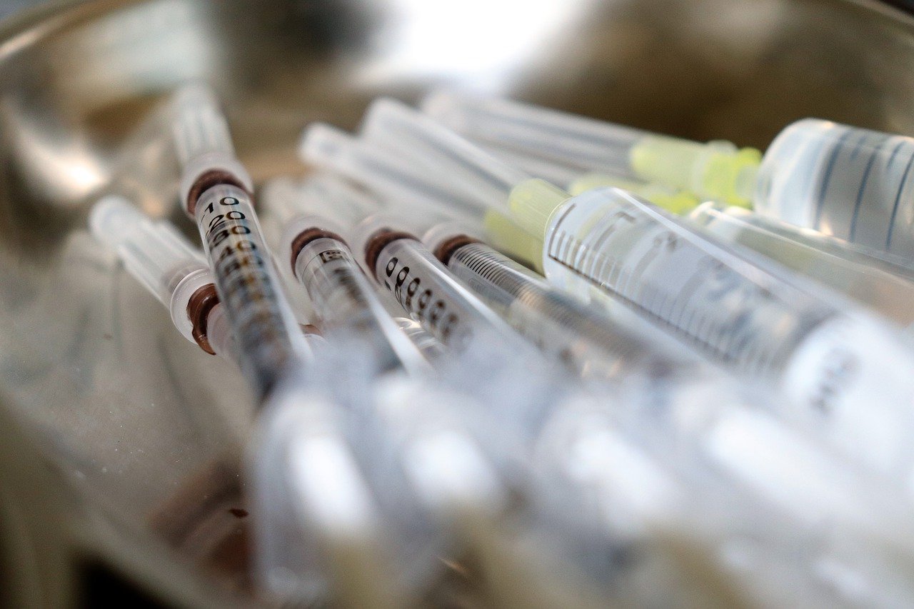 Pierwsze szczepienia medyków w Sanoku już 27 grudnia! - Zdjęcie główne