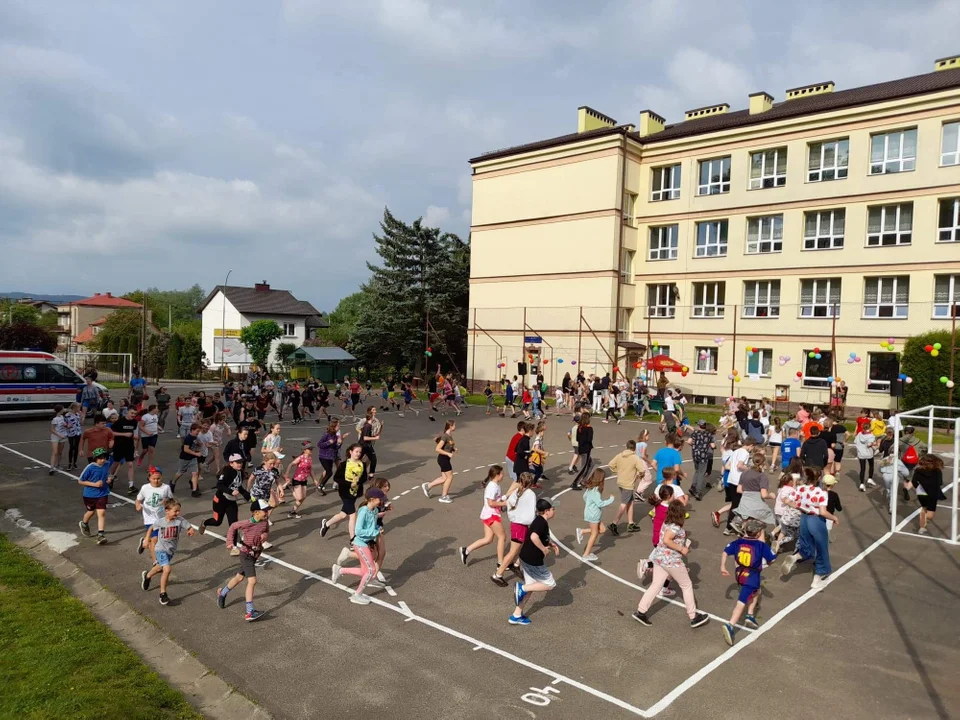 W Sanoku odbył się bieg upamiętniający nauczyciela Aleksandra Wileczka  - Zdjęcie główne