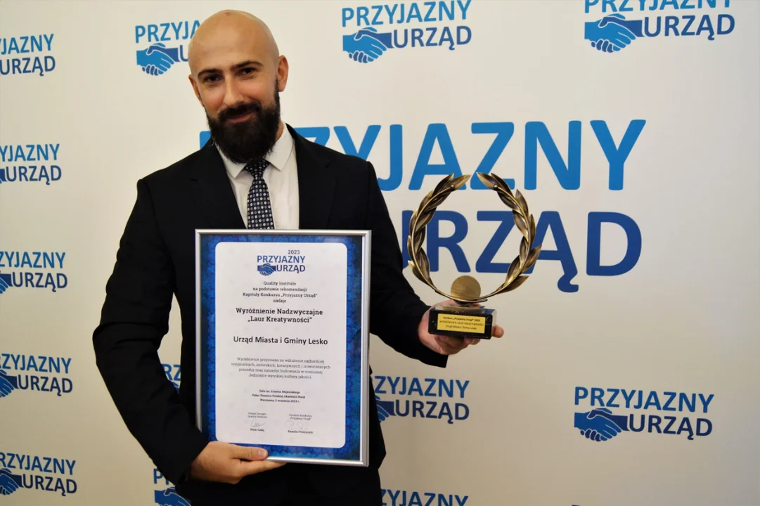 Gmina Lesko doceniona po raz kolejny w konkursie "Przyjazny Urząd 2023" - Zdjęcie główne