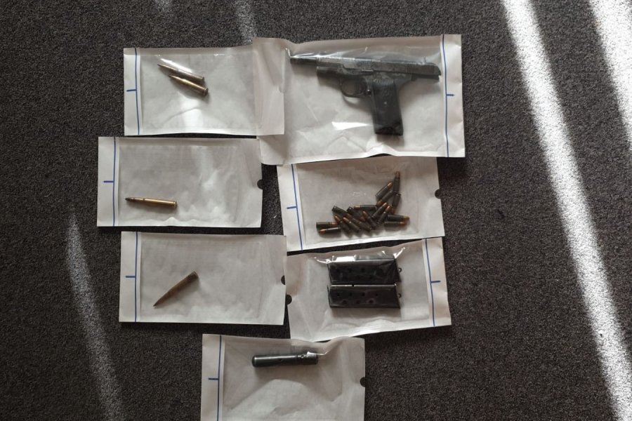 RZESZÓW: Posiadał nielegalnie amunicję i pistolet - wpadł przy kradzieży paliwa  - Zdjęcie główne