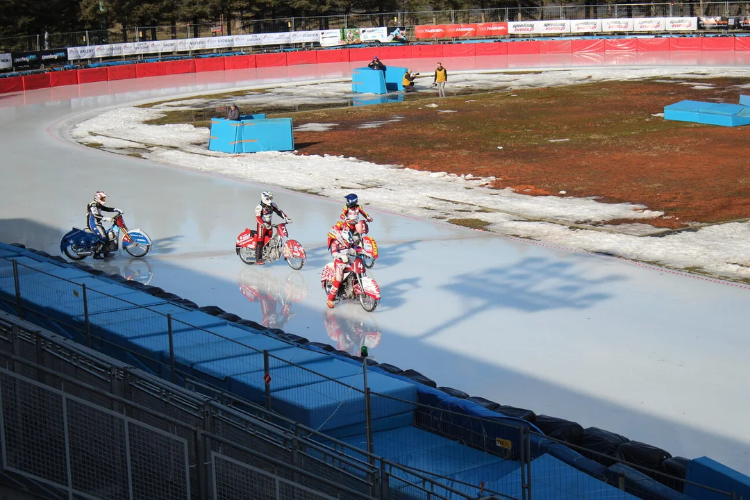 Trening przed Mistrzostwami Ice Speedway Sanok cz.II [ZDJĘCIA] - Zdjęcie główne