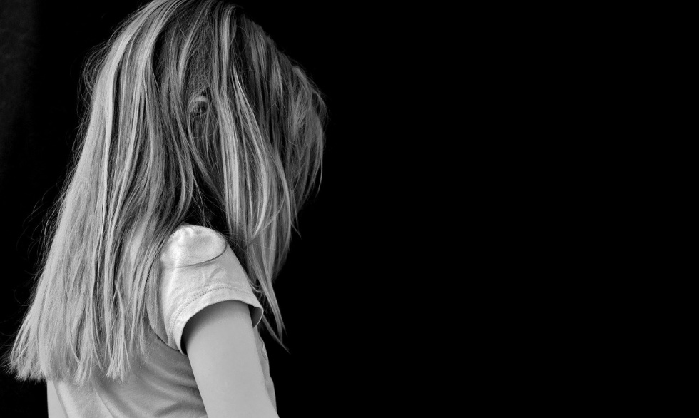 Pedofil w szkole! Molestował dziewczynki! - Zdjęcie główne
