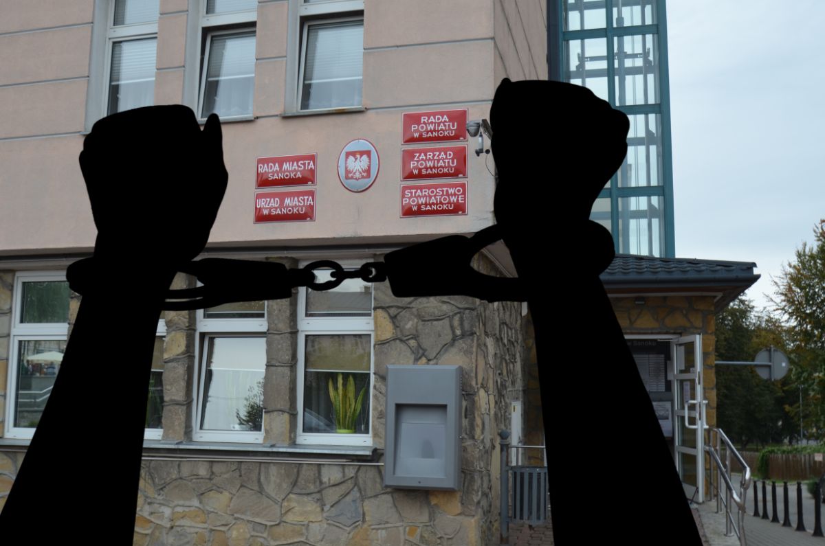 56-latka wyprowadzała dane z urzędu! Usłyszała zarzuty, grozi jej 10 lat! - Zdjęcie główne