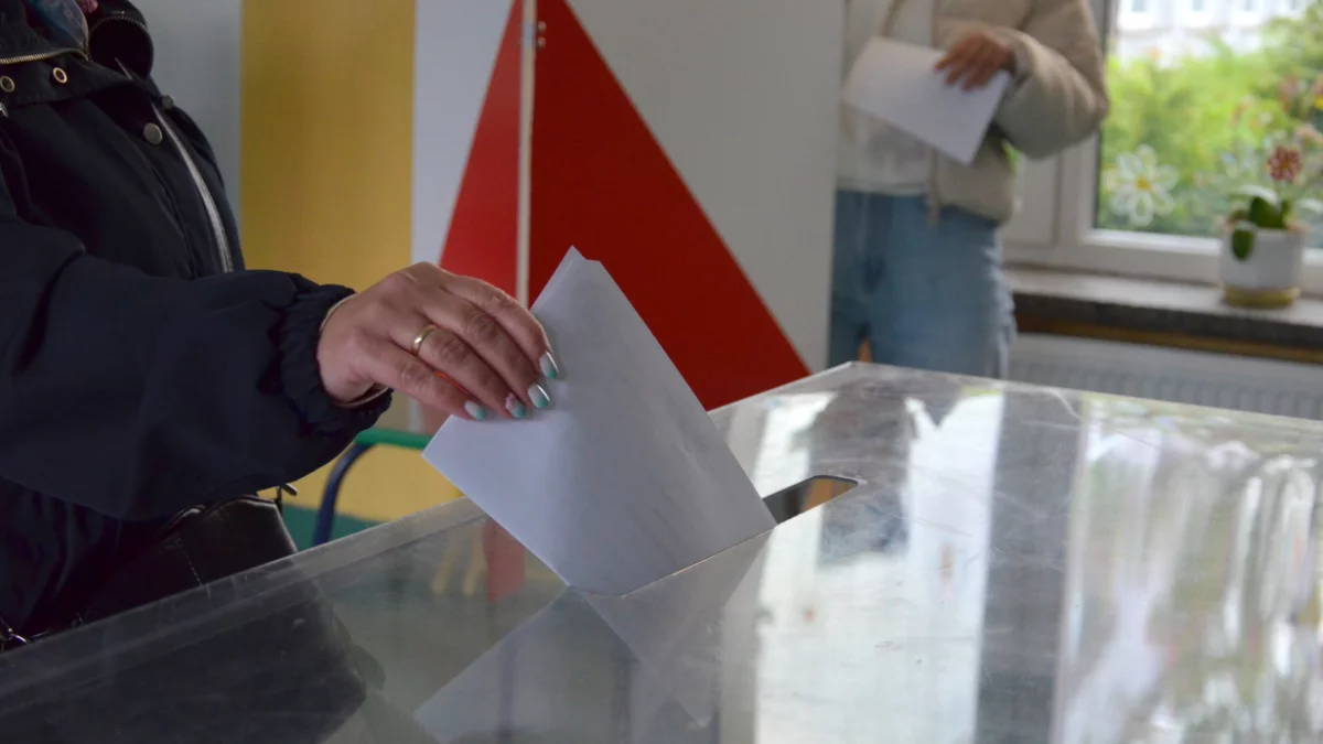 Tak głosowano w powiecie sanockim do godz.12 - Zdjęcie główne