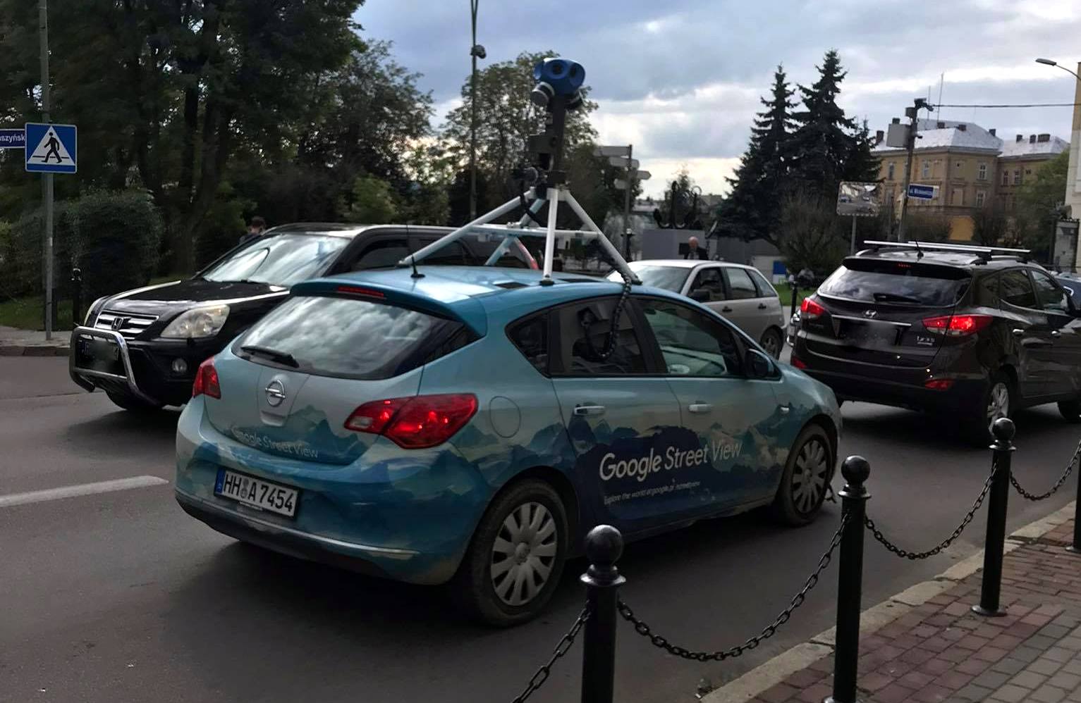 Samochód Google Street View fotografuje dzisiaj Sanok  - Zdjęcie główne