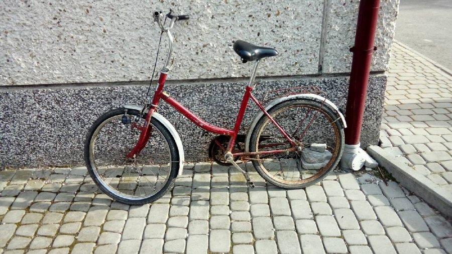 DOMARADZ. Poszukiwany sprawca kradzieży roweru - Zdjęcie główne
