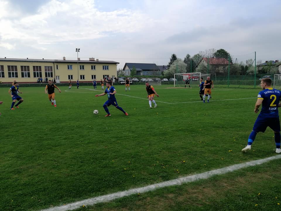 PRZEŁOM BESKO 0:0 Geo-Eko EKOBALL STAL SANOK - Zdjęcie główne