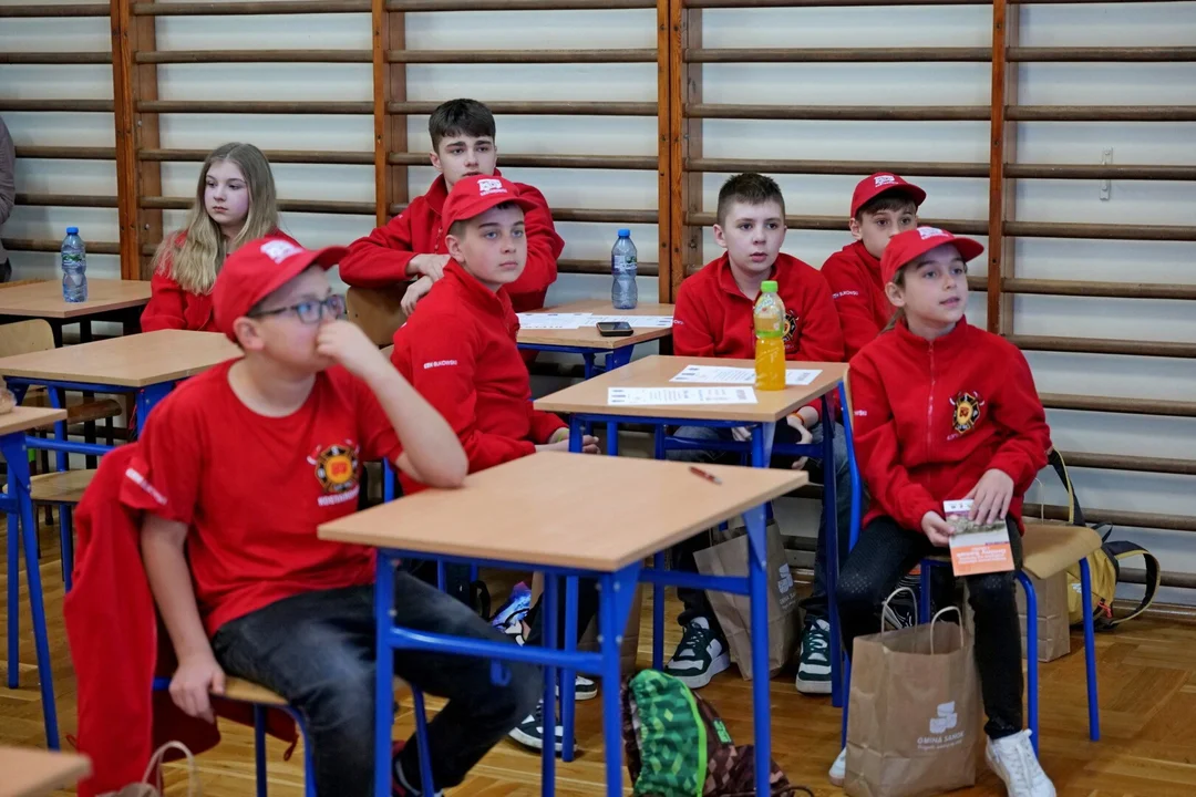 Młodzi strażacy rywalizowali w Pisarowcach – wyniki eliminacji gminnych Turnieju Wiedzy Pożarniczej - Zdjęcie główne