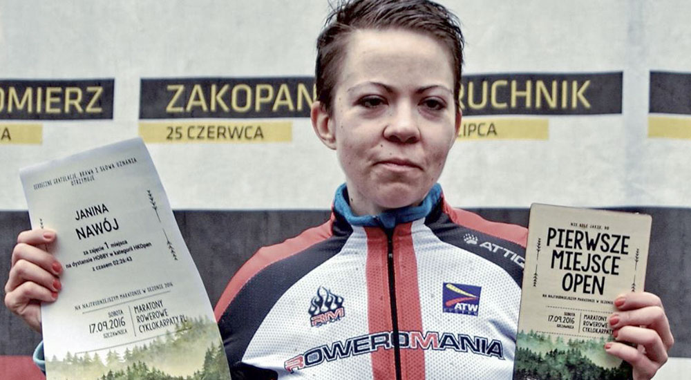 Pierwsza po raz pierwszy - Zdjęcie główne