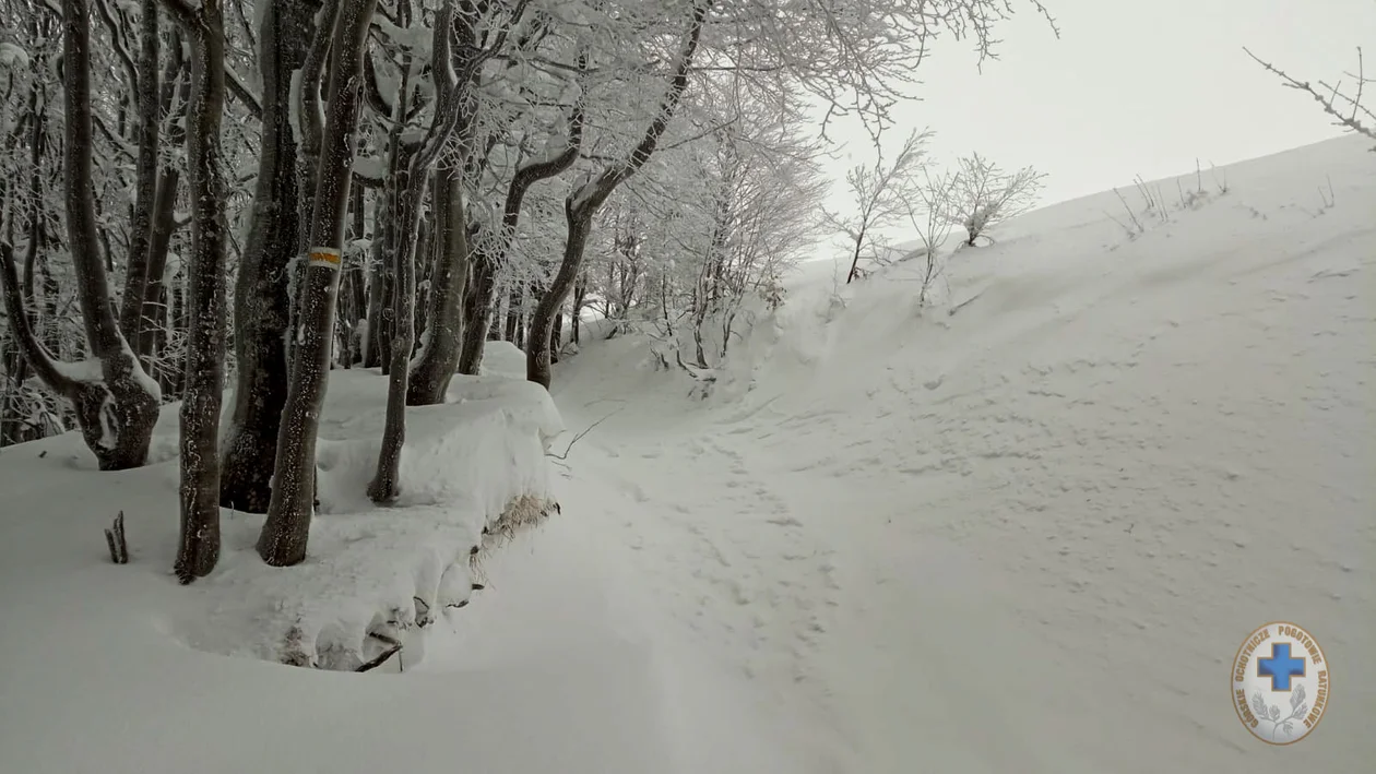 Bieszczady - 2 stopień zagrożenia lawinowego! - Zdjęcie główne