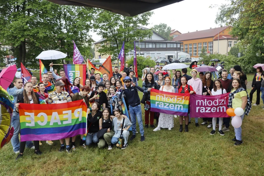 Emocje jeszcze nie opadły po historycznym I Marszu Równości w Sanoku. Jak podsumowują to wydarzenie organizatorzy i goście? - Zdjęcie główne