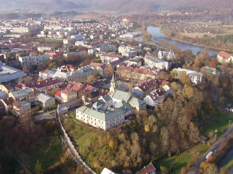 Ze wsi do miasta, czy z miasta na wieś - Zdjęcie główne