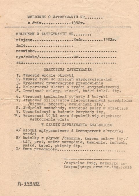 Meldunek o zatrzymaniu – gotowy formularz używany przez funkcjonariuszy Milicji Obywatelskiej w trakcie trwania stanu wojennego