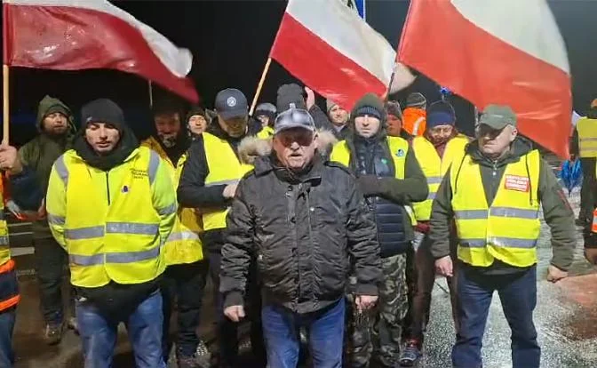 Szokujący incydent na granicy w Medyce. Obywatel Ukrainy znieważył polską flagę! [WIDEO] - Zdjęcie główne