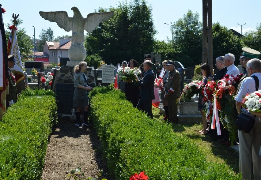 Dobrze odrabiana lekcja historii - Zdjęcie główne