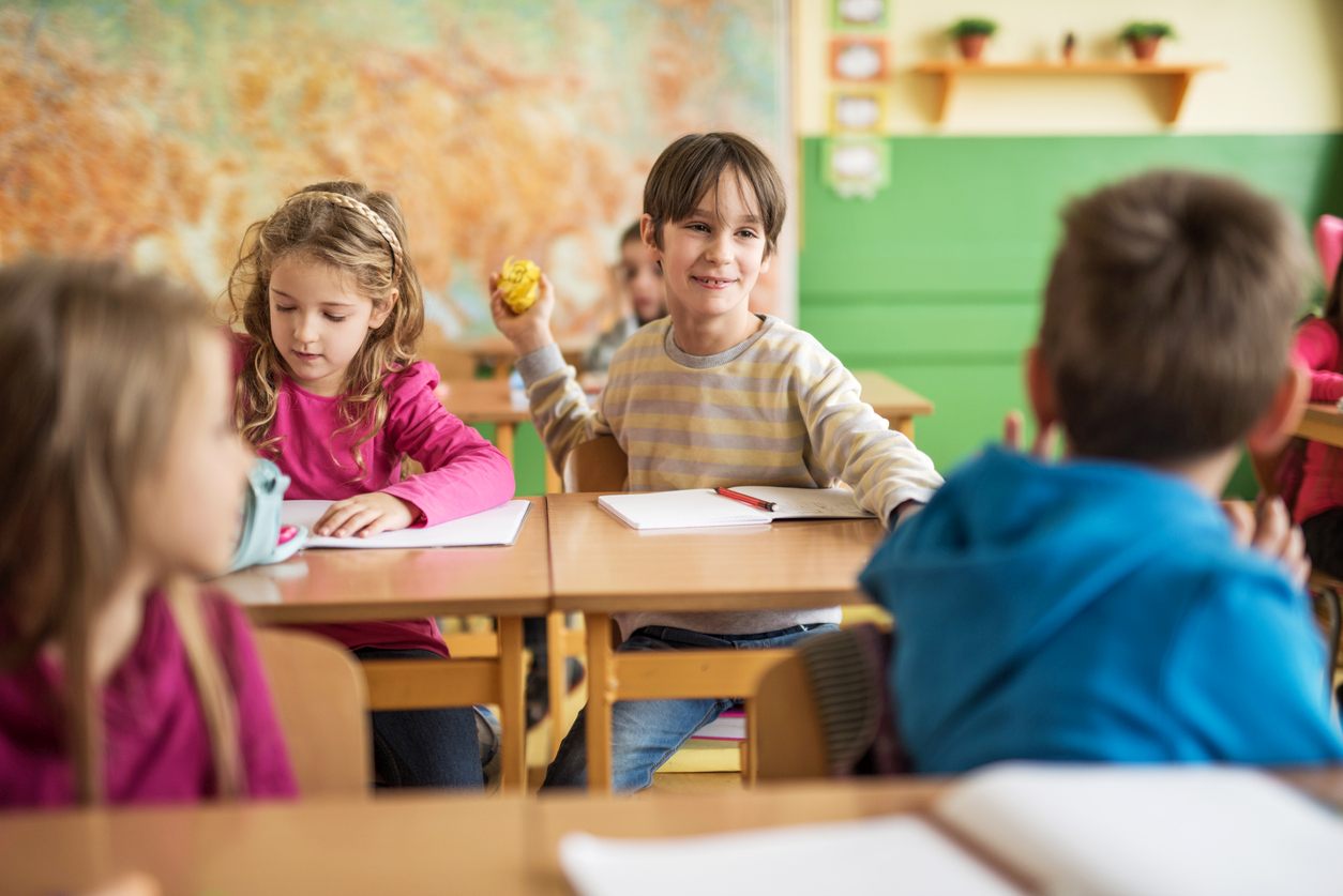 PiS powie szkołom, jak i czego mają uczyć. Koniec z kreatywną edukacją - Zdjęcie główne