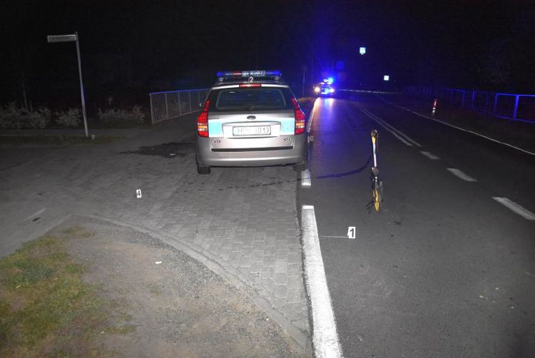 Z PODKARPACIA. BMW uciekało przed policją. Uszkodził 3 radiowozy, 6 policjantów w szpitalu - Zdjęcie główne