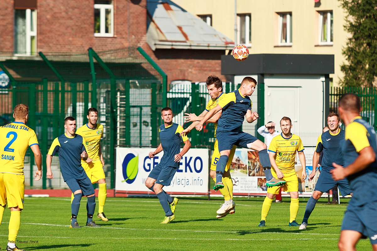 Mecz Geo-Eko Ekoball Stal Sanok vs MKS Arłamów Ustrzyki Dolne [ZDJĘCIA] - Zdjęcie główne