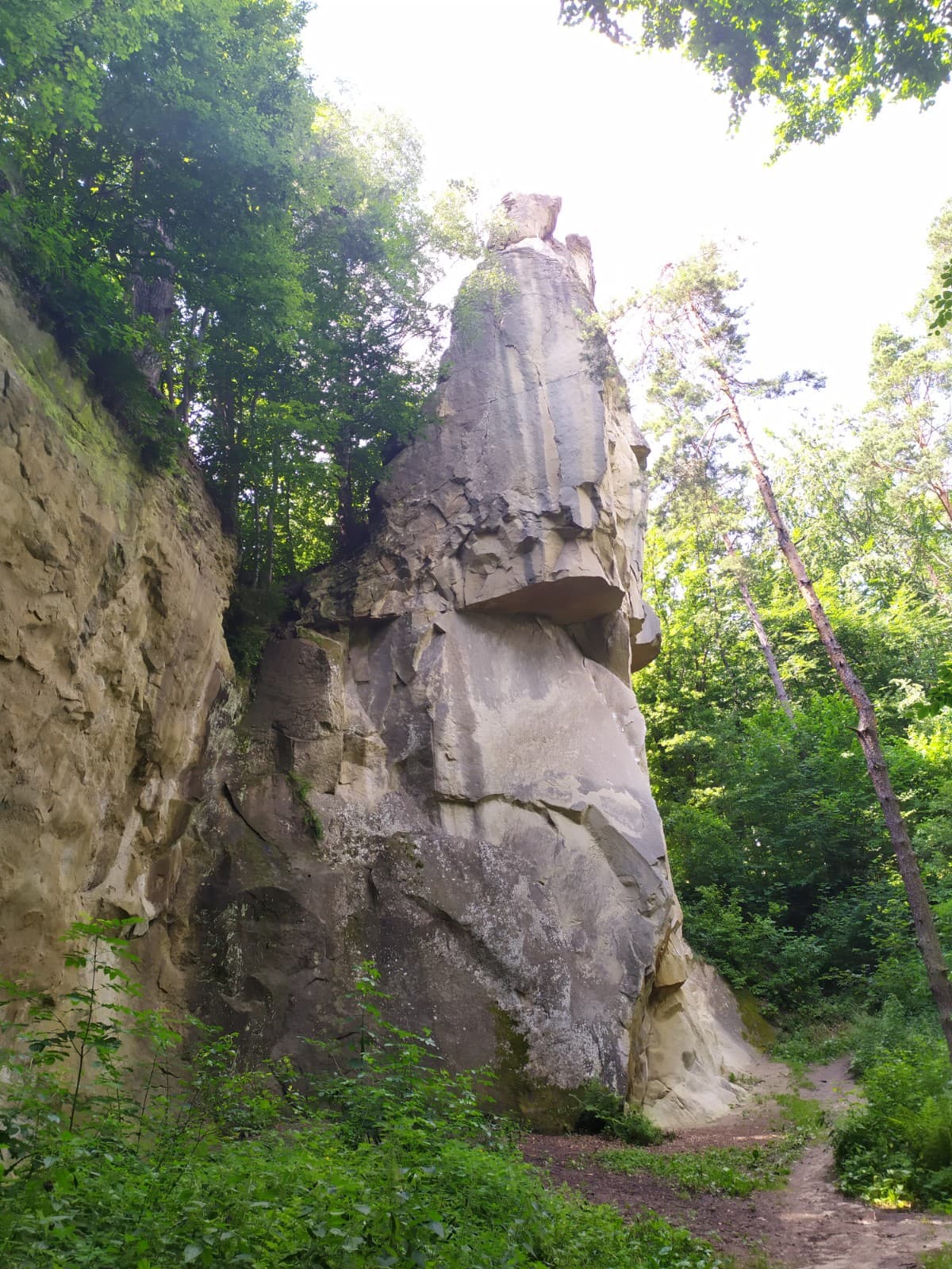 Zobaczcie niesamowity Kamień Leski [FOTO] - Zdjęcie główne