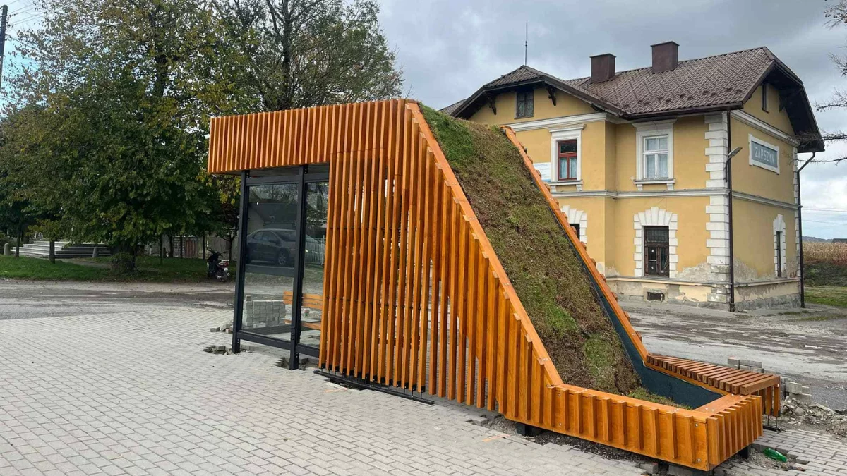 Nowy przystanek w Zarszynie. Ekologiczny, nowoczesny, ale czy funkcjonalny? Pytamy mieszkańców - Zdjęcie główne