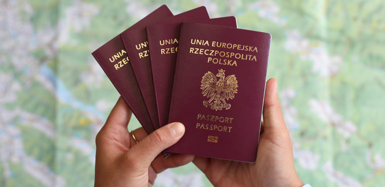 Nowe paszporty na Święto Niepodległości - Zdjęcie główne