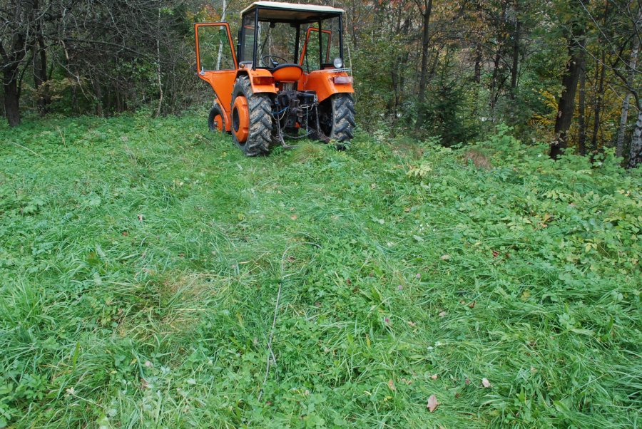 Traktor przejechał po mężczyźnie - Zdjęcie główne