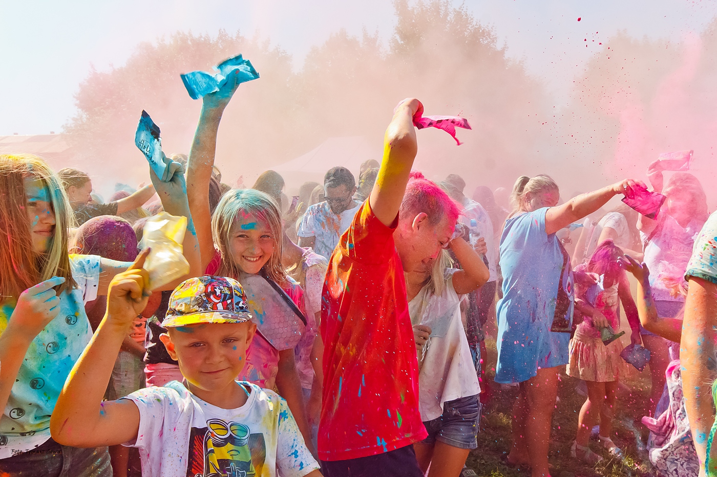 Kids Race, święto kolorów i pierwsza ślizgawka - taka była sobota na sanockim MOSiR [FOTORELACJA] - Zdjęcie główne