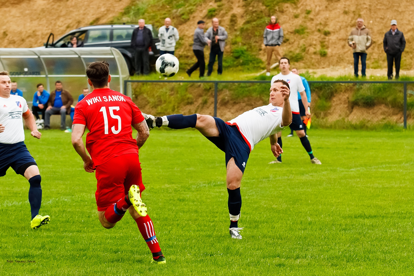 Mecz K.S. Wiki Sanok- Lotniarz Bezmiechowa 2021.05.16 [FOTORELACJA] - Zdjęcie główne