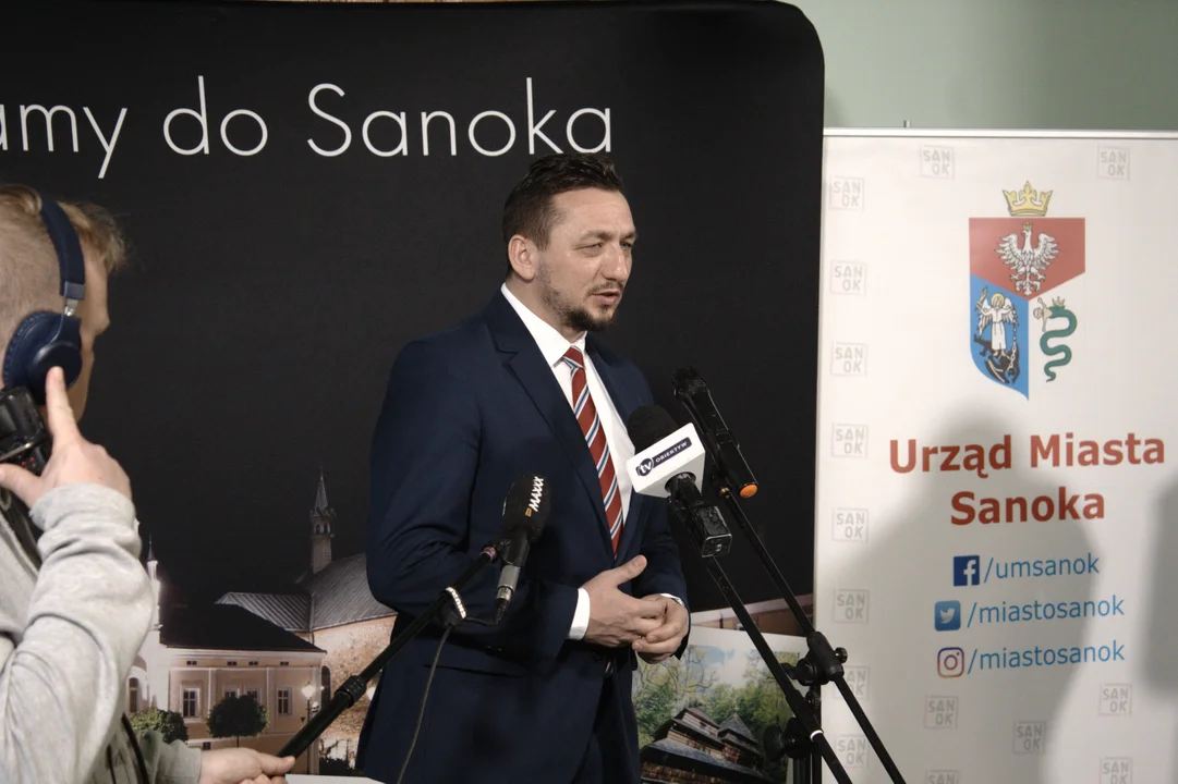 Burmistrz Sanoka: jestem zdumiony falą pomocy uchodźcom z Ukrainy - Zdjęcie główne